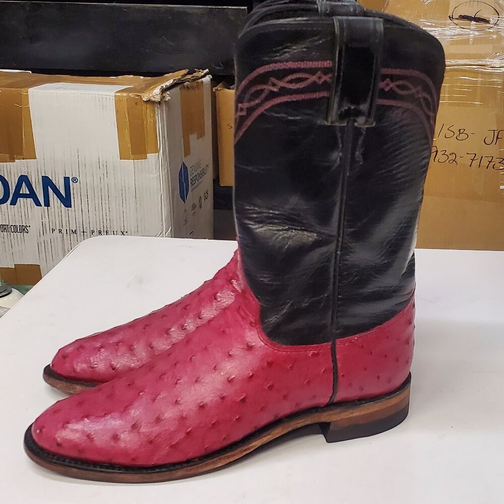 Justin Women's 5.5B Raspberry Hot Pink Ropers
